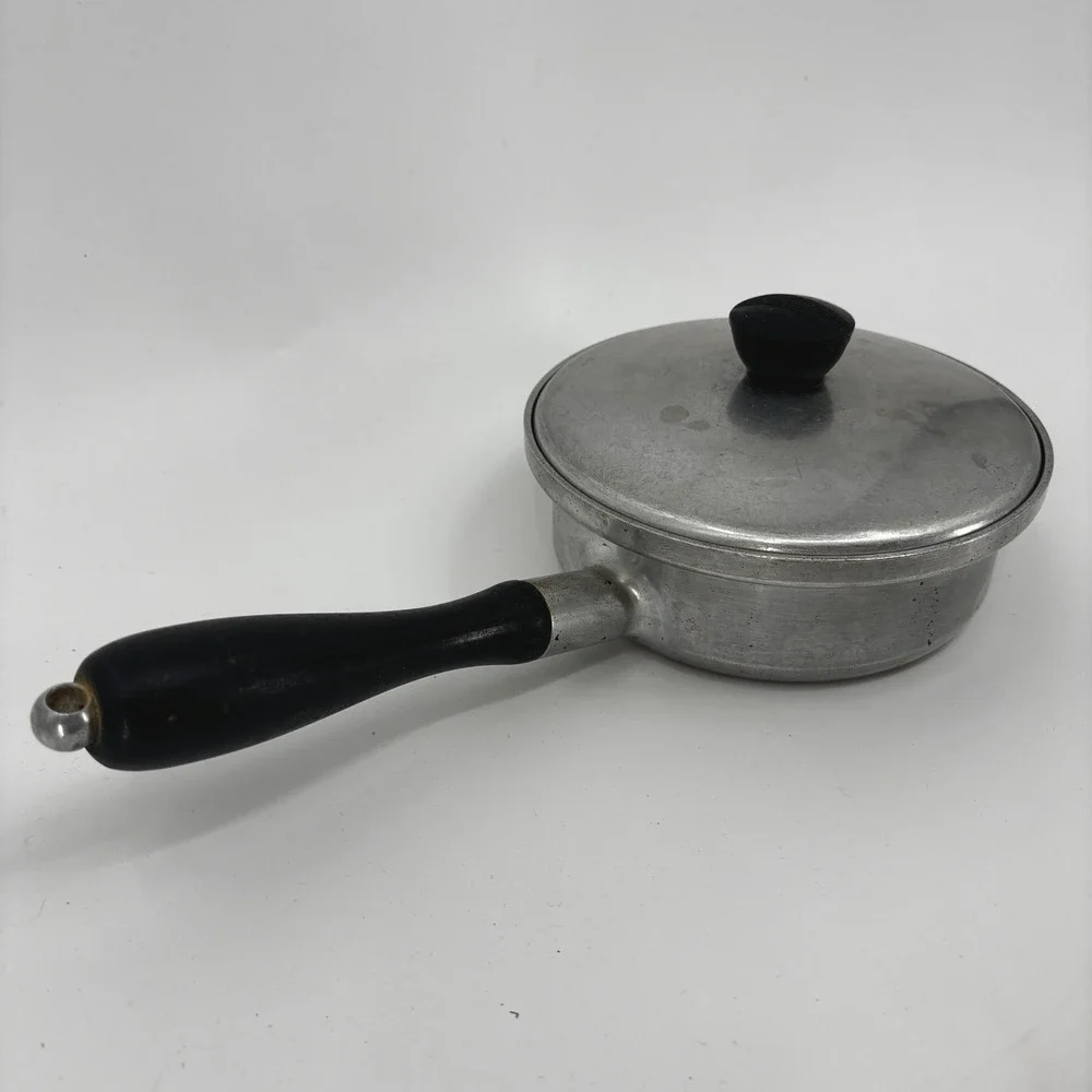 Kitchen Craft 1 Quart Cast Aluminum Saucepan with Lid Bakelite Handle Vintage